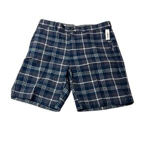 NWT amazon essentials Mens plaid shorts.